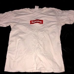 Supreme t-shirt